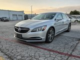 Used 2017 Buick LaCrosse Essence image 3