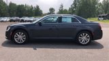 Used 2017 Chrysler 300 Limited image 5