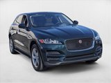 Used 2017 Jaguar F-PACE Premium image 3
