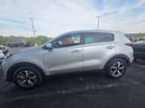 Used 2022 Kia Sportage LX image 3