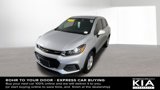 Used 2022 Chevrolet Trax LS w/ Tint and Cruise Package image 5