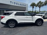 Used 2022 Ford Explorer XLT image 3