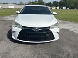 Used 2017 Toyota Camry SE image 5