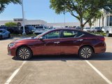 Used 2024 Nissan Altima 2.5 SV image 4