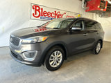 Used 2017 Kia Sorento LX image 2