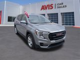 Used 2024 GMC Terrain SLE image 3