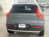Used 2020 Volvo XC40 T5 Momentum image 3