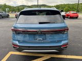 New 2025 Volkswagen Taos SE image 4