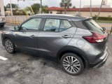 Used 2023 Nissan Kicks SV image 3