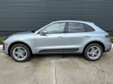 Used 2025 Porsche Macan image 2