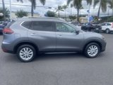 Used 2018 Nissan Rogue SV image 6