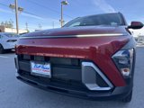 Used 2024 Hyundai Kona SEL image 2