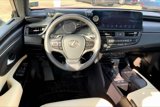 Used 2022 Lexus ES 300h w/ Premium Package image 5