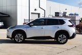 Used 2023 Nissan Rogue SV image 4