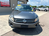 Used 2014 Volkswagen Tiguan SE image 2