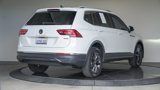 Used 2022 Volkswagen Tiguan SE w/ Panoramic Sunroof Package image 5