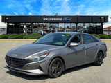 Used 2022 Hyundai Elantra SEL w/ Convenience Package image 2
