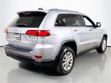 Used 2021 Jeep Grand Cherokee Laredo image 4