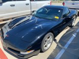 Used 2000 Chevrolet Corvette Coupe w/ Roof Pkg image 3