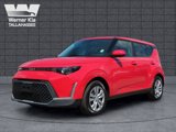 Certified 2024 Kia Soul LX image 2