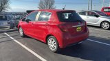 Used 2015 Toyota Yaris L image 2