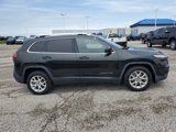 Used 2016 Jeep Cherokee Latitude w/ Comfort/Convenience Group image 3