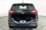 Used 2015 Jeep Cherokee Sport image 4
