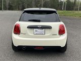Used 2019 MINI Cooper 2-Door Hardtop image 4