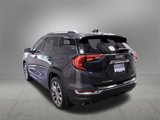 Used 2019 GMC Terrain SLT w/ Preferred Package image 2