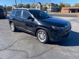 Used 2019 Jeep Cherokee Latitude w/ Popular Appearance Group image 3