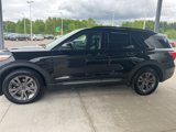 Certified 2022 Ford Explorer XLT w/ Equipment Group 202A image 3