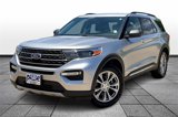 Used 2022 Ford Explorer XLT image 2