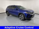 Used 2022 Volkswagen Taos SEL image 2