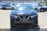 Used 2022 Nissan Rogue Sport S image 2