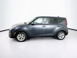 Used 2022 Kia Soul LX w/ Technology Package image 4