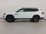 Used 2025 Volkswagen Atlas Peak Edition SE image 2