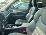 Certified 2025 Volvo XC40 B5 Plus image 6