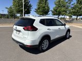 Used 2020 Nissan Rogue SV image 3