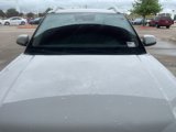 Used 2023 Hyundai Venue SEL image 2