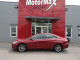 Used 2015 Toyota Camry SE image 2