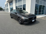 Used 2025 Volvo S60 B5 Core image 2