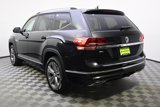 Used 2018 Volkswagen Atlas SEL w/ R-Line Package image 3