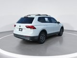 Used 2020 Volkswagen Tiguan SE w/ Panoramic Sunroof Package image 3