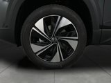 New 2025 Volkswagen Taos SE image 3