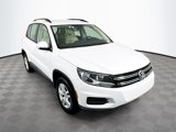 Used 2016 Volkswagen Tiguan S image 3