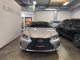 Used 2016 Lexus ES 300h w/ Navigation System Package image 2