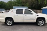 Used 2008 Cadillac Escalade EXT image 2