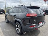 Used 2016 Jeep Cherokee Trailhawk w/ Comfort/Convenience Group image 4