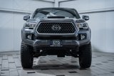 Used 2019 Toyota Tacoma TRD Off-Road image 3