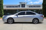 Used 2017 Toyota Camry SE image 3